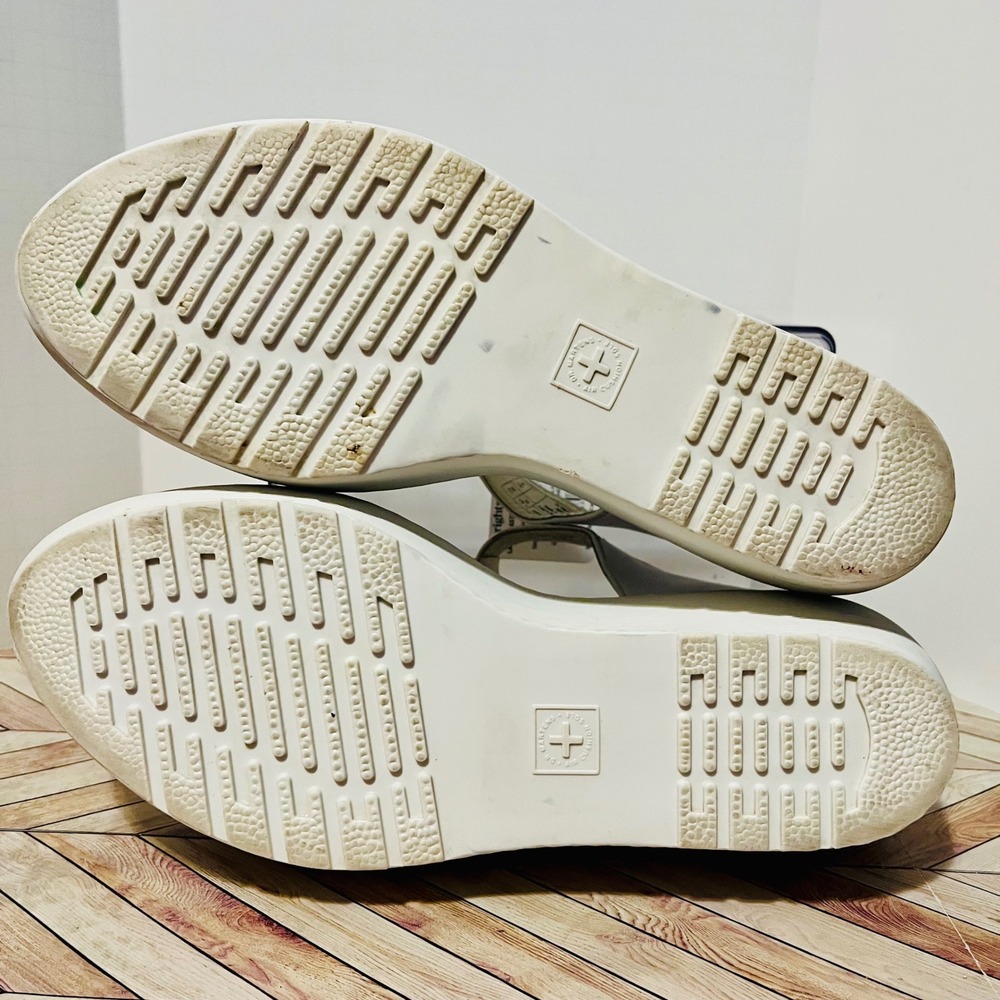 Dr Martens Adaya Platform T-Strap Wedge Sandals Women 10 White Leather Y2K Bratz - Picture 8 of 12